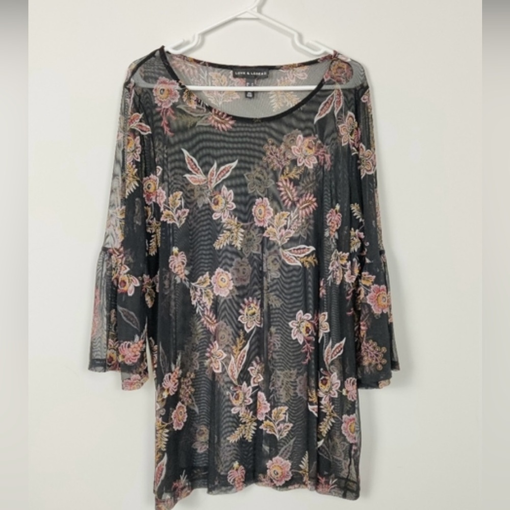 Floral COVER ALL Sheer scoop neckline black with super cute flowy 3/4 sleeve.NEW
